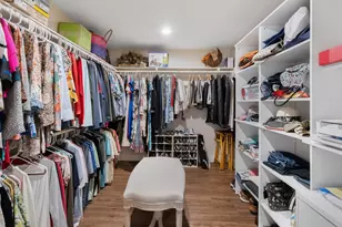 2919 N Peach Hollow Cir, Pearland, TX 77584 - Photo 23