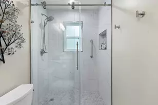 2919 N Peach Hollow Cir, Pearland, TX 77584 - Photo 27