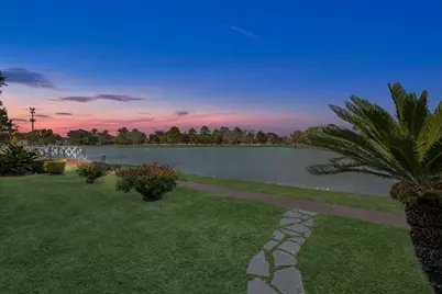 2919 N Peach Hollow Circle, Pearland, TX 77584 - Photo 41