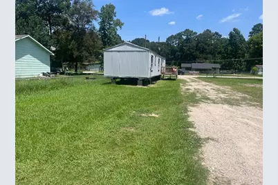 21580 Morris St, New Caney, TX 77357 - Photo 3