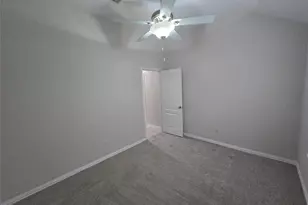 9126 Monarch Field Ln, Cypress, TX 77433 - Photo 7