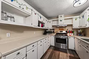 206 S Mattson St, West Columbia, TX 77486 - Photo 23