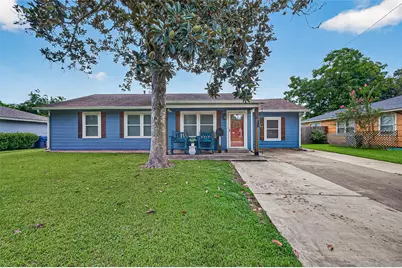 206 S Mattson Street, West Columbia, TX 77486 - Photo 1