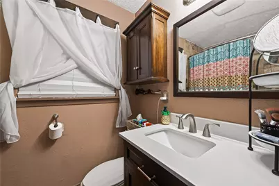 206 S Mattson Street, West Columbia, TX 77486 - Photo 33