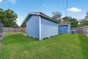 206 S Mattson St, West Columbia, TX 77486 - Photo 43