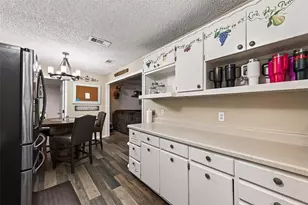 206 S Mattson St, West Columbia, TX 77486 - Photo 27