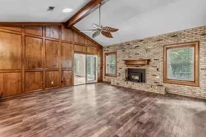 218 Westridge Drive, Huntsville, TX 77340 - Photo 11