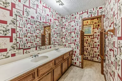 218 Westridge Drive, Huntsville, TX 77340 - Photo 31
