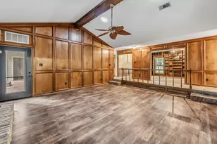 218 Westridge Dr, Huntsville, TX 77340 - Photo 13
