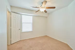 327 Bloomhill Pl, Magnolia, TX 77354 - Photo 29