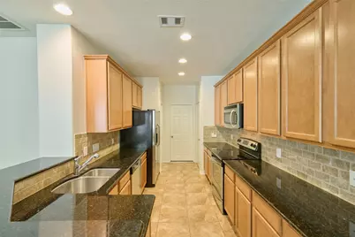 327 Bloomhill Place, Magnolia, TX 77354 - Photo 15