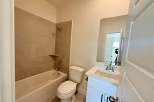 3210 Emeral Hills Dr, Angleton, TX 77515 - Photo 17