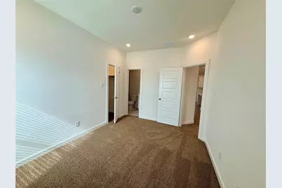 3210 Emerald Hills Dr, Angleton, TX 77515 - Photo 15