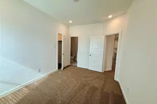 3210 Emerald Hills Dr, Angleton, TX 77515 - Photo 15