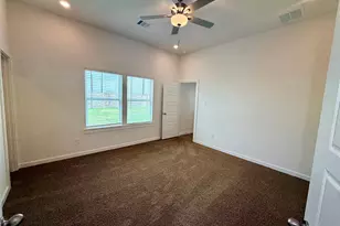 3210 Emerald Hills Dr, Angleton, TX 77515 - Photo 9