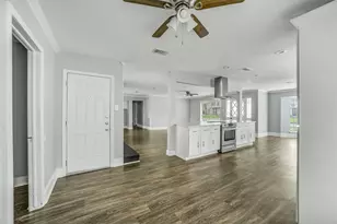 810 Maranon Ln, Houston, TX 77090 - Photo 11