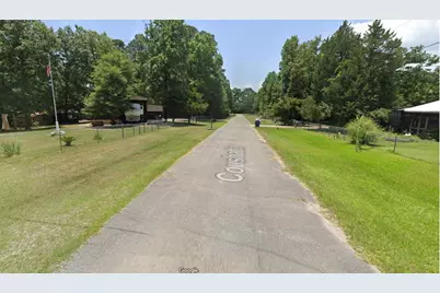 193 Coushatta, Onalaska, TX 77360 - Photo 1