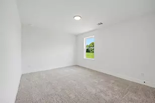 8 Keystone Ct, Angleton, TX 77515 - Photo 17