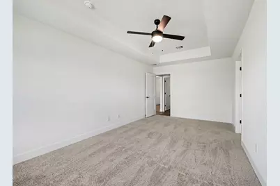 8 Keystone Court, Angleton, TX 77515 - Photo 15