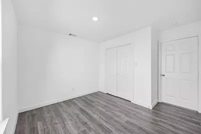 5719 Polly A/B Street, Houston, TX 77016 - Photo 13