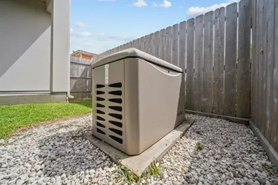 202 Debbie Lane, San Leon, TX 77539 - Photo 19