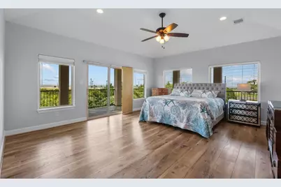 202 Debbie Lane, San Leon, TX 77539 - Photo 11