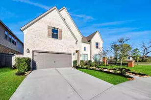 1935 Golden Leaf Dr, Missouri City, TX 77459 - Photo 3