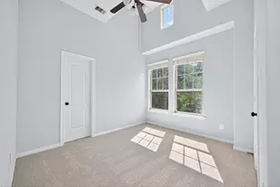 137 Cheswood Manor, The Woodlands, TX 77382 - Photo 19