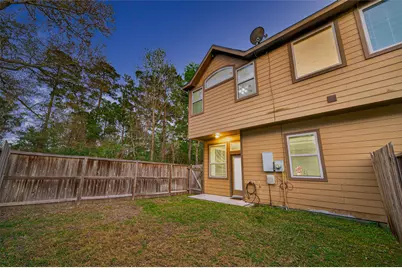 137 Cheswood Manor, The Woodlands, TX 77382 - Photo 3
