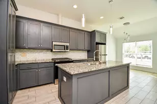 6747 England St, Houston, TX 77021 - Photo 7