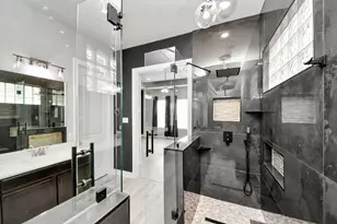 4914 Thunder Creek Ln, Sugar Land, TX 77479 - Photo 15