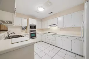 2454 Country Club Dr, Pearland, TX 77581 - Photo 15