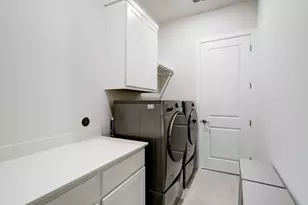 4635 Sanders Meadow Ln, Sugar Land, TX 77479 - Photo 19