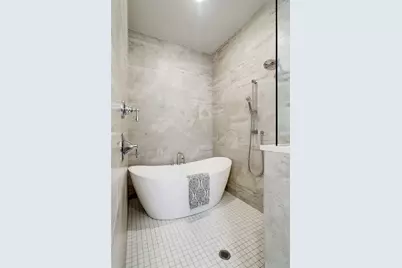 4635 Sanders Meadow Lane, Sugar Land, TX 77479 - Photo 11