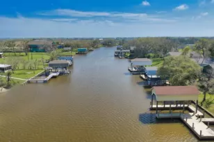 929 Private Rd 652, Sargent, TX 77414 - Photo 29