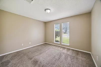 8222 Bayou Forest Drive, Houston, TX 77088 - Photo 7