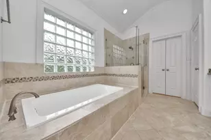 1402 Wentworth St, Houston, TX 77004 - Photo 15