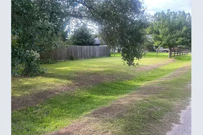 3411 Avenue F, Pattison, TX 77466 - Photo 3