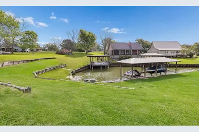 220 Teal Circle, Livingston, TX 77351 - Photo 3