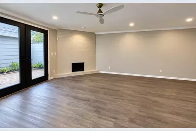 7504 Olympia Drive, Houston, TX 77063 - Photo 17