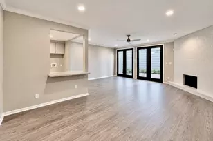 7504 Olympia Dr, Houston, TX 77063 - Photo 11