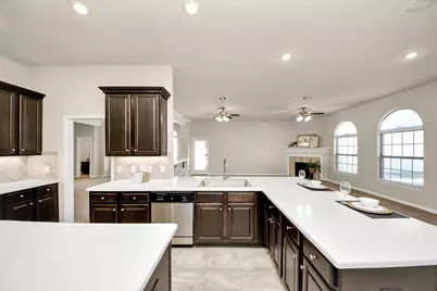 6414 Falcon Ridge, Manvel, TX 77578 - Photo 7