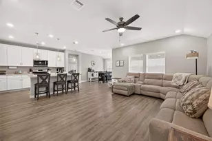 12707 Gabrial Dr, Crosby, TX 77532 - Photo 13