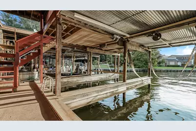 129 Capetown, Conroe, TX 77356 - Photo 33