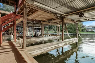 129 Capetown, Conroe, TX 77356 - Photo 33