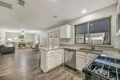 2503 Colleen Drive, Pearland, TX 77581 - Photo 9