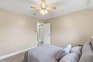 10044 Lasaber Ct, Houston, TX 77038 - Photo 17