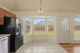 8731 Croteau Dr, Houston, TX 77044 - Photo 9