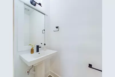 8319 Springwood Canyon Lane, Houston, TX 77055 - Photo 15