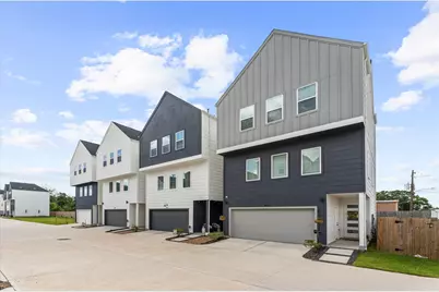 8319 Springwood Canyon Lane, Houston, TX 77055 - Photo 29